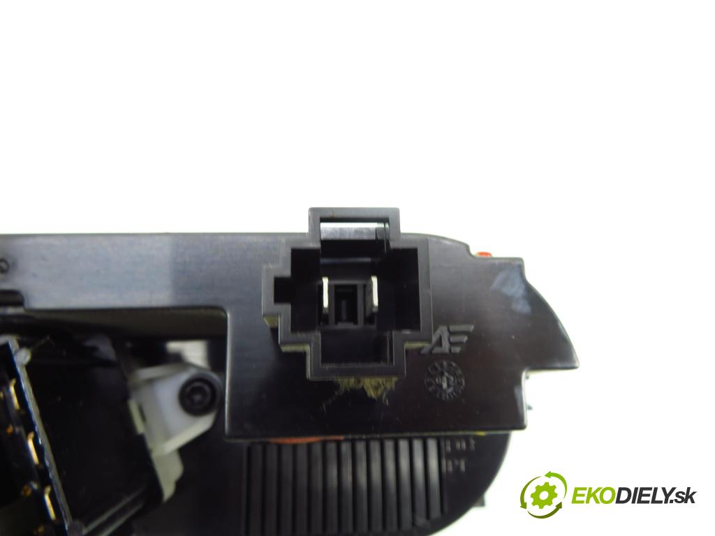 FORD GALAXY (WGR) MINIVAN 2002 85,00 2.0 i DOHC 116 - NSE 1998,00 Panel topení KLIMATIZACE: 7M5907049C ; YM2119980BD