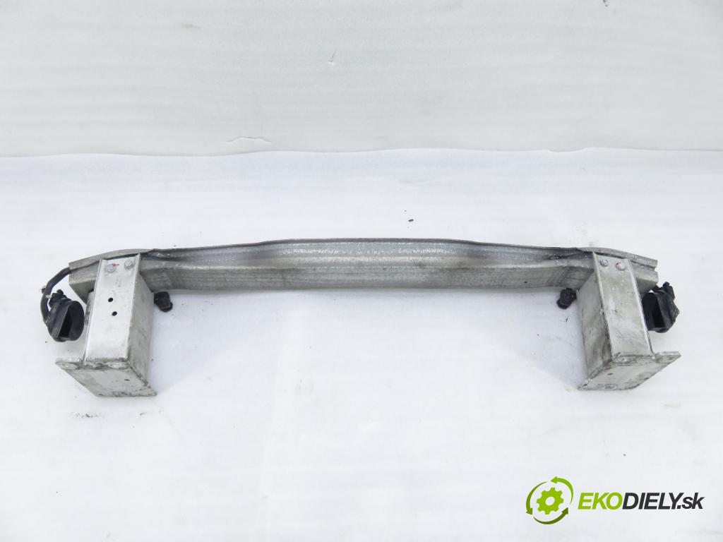 AUDI A5 (8T3) COUPE 2009 140,00 2.7 TDI - CGKA 2698,00 výztuha PŘEDNÍ 8K0807113B