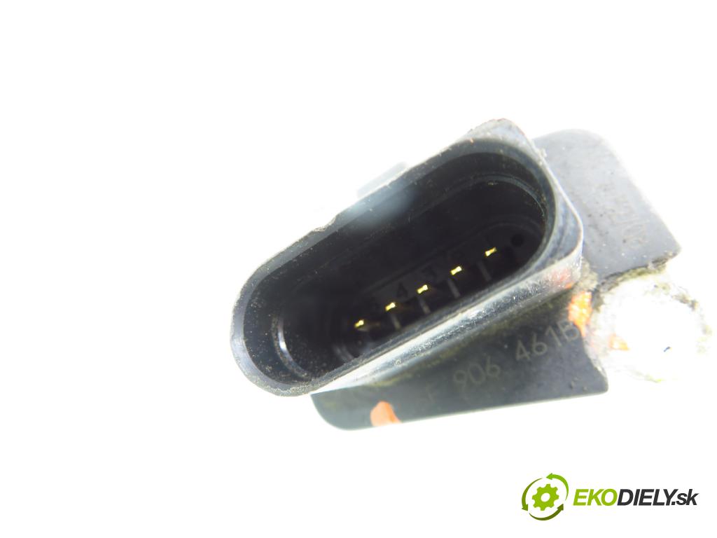 SKODA SUPERB II (3T4) LIFTBACK 2009 118,00 1.8 TSI - BZB 1798,00 váha vzduchu vzduchu 06E906461B