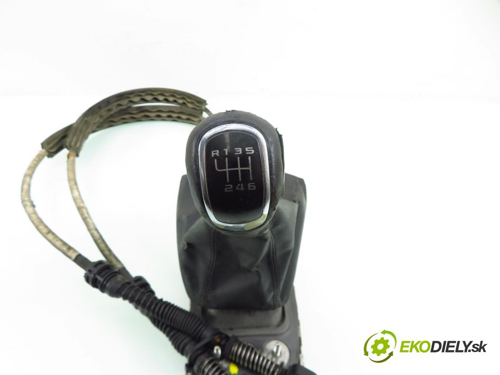 SKODA SUPERB II (3T4) LIFTBACK 2009 118,00 1.8 TSI - BZB 1798,00 ZVEDÁK: 3T0711049A ; 3T0711265A ; 1K0711061B