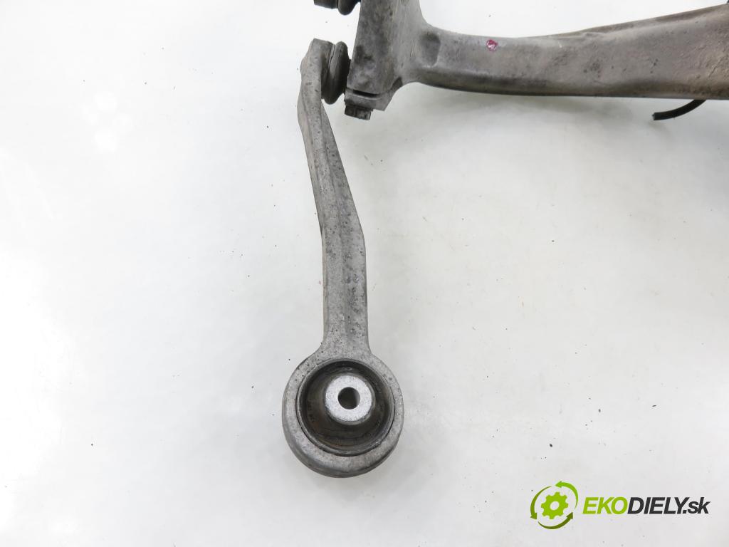 AUDI Q5 (8R) SUV 2010 176,00 3.0 TDI quattro - CCWA 2967,00 náboj PP ABS 8K0407258G