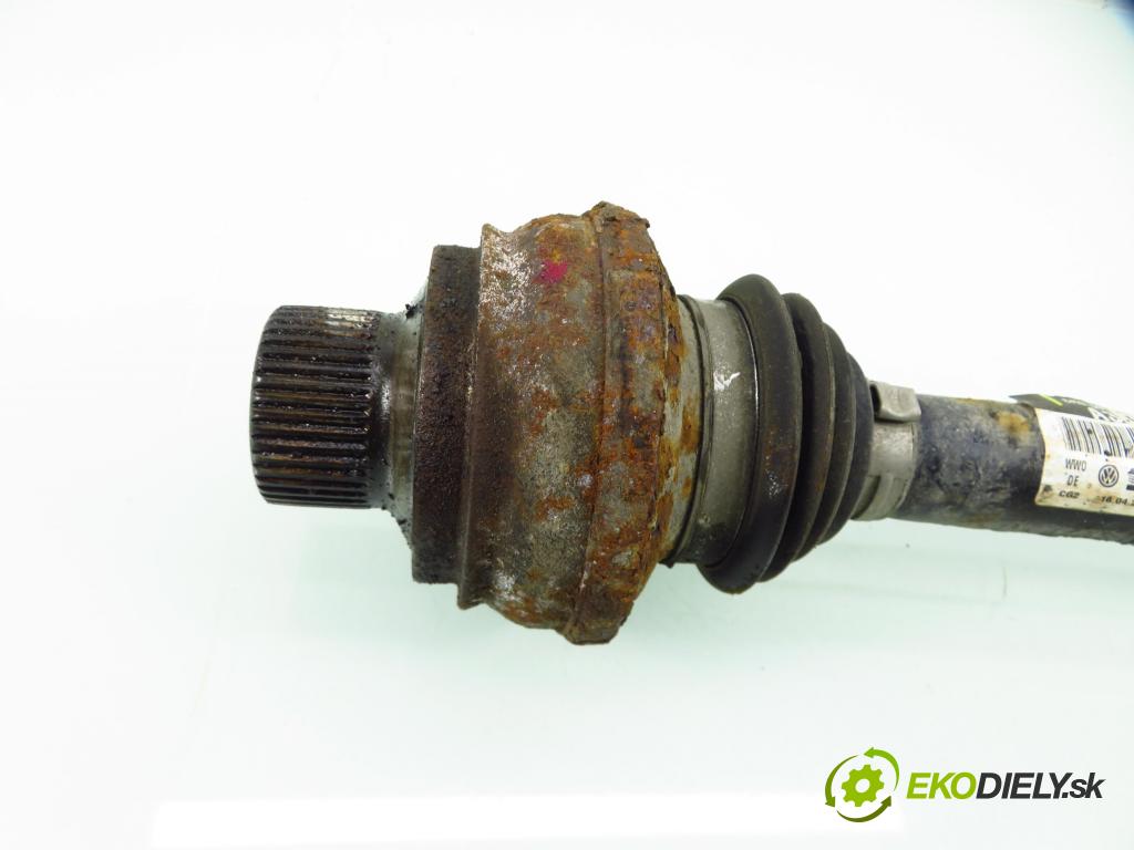 AUDI Q5 (8R) SUV 2010 176,00 3.0 TDI quattro - CCWA 2967,00 Poloos LT 8R0501203C