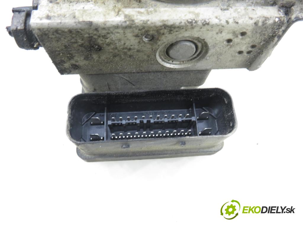 FORD FIESTA VI Van HB 2010 51,00 1.4 TDCi - KVJA 1399,00 pumpa ABS 06210955813 ; 8V512M110AD ; 06210213174 (Pumpa ABS)