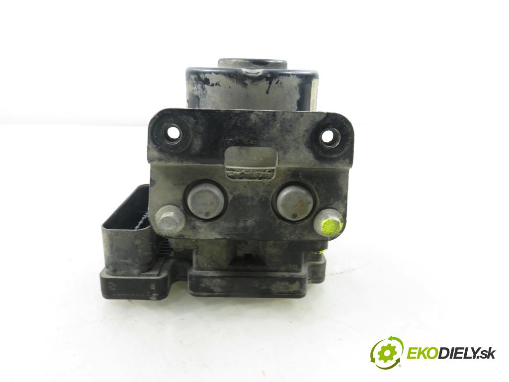 FORD FIESTA VI Van HB 2010 51,00 1.4 TDCi - KVJA 1399,00 pumpa ABS 06210955813 ; 8V512M110AD ; 06210213174 (Pumpa ABS)