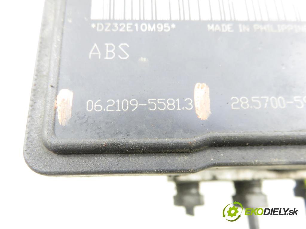 FORD FIESTA VI Van HB 2010 51,00 1.4 TDCi - KVJA 1399,00 pumpa ABS 06210955813 ; 8V512M110AD ; 06210213174 (Pumpa ABS)