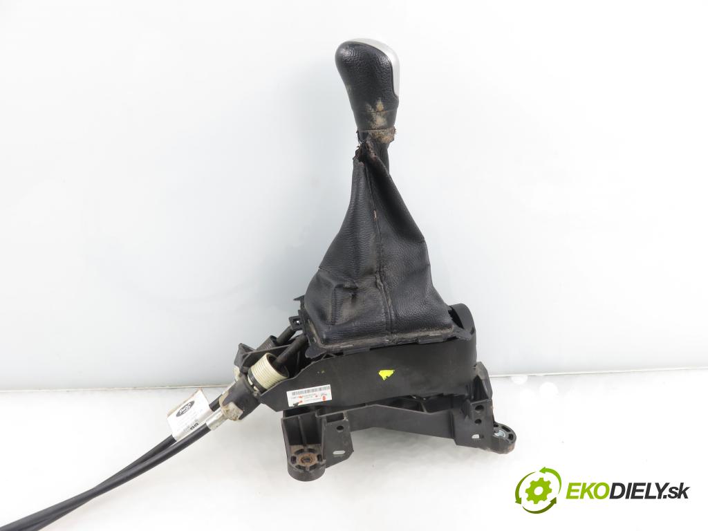 FORD FIESTA VI Van HB 2010 51,00 1.4 TDCi - KVJA 1399,00 ZVEDÁK: CA6R7C453MBA