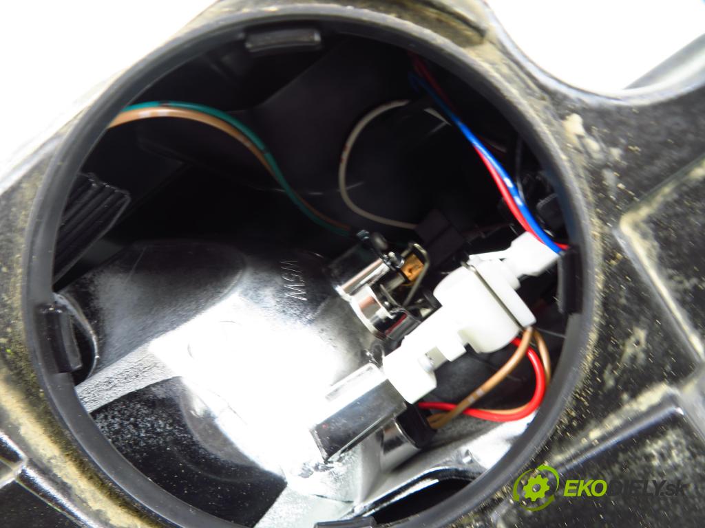 FORD FIESTA VI Van HB 2010 51,00 1.4 TDCi - KVJA 1399,00 světlo PP