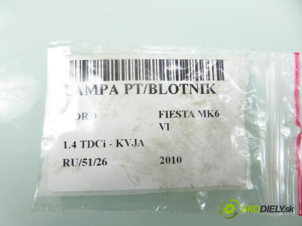 FORD FIESTA VI Van HB 2010 51,00 1.4 TDCi - KVJA 1399,00 Svetlo pravé zadné BA6113404A