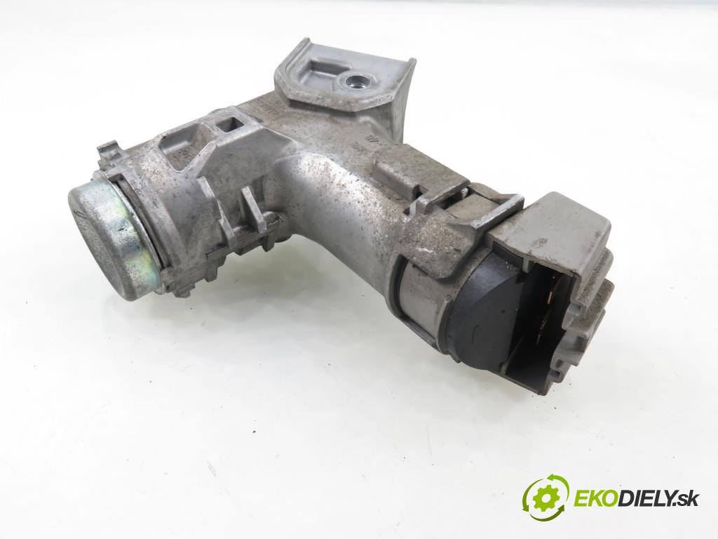 FORD FIESTA VI Van HB 2010 51,00 1.4 TDCi - KVJA 1399,00 spinačka 9V213F880ED (Spínacia skrinka)