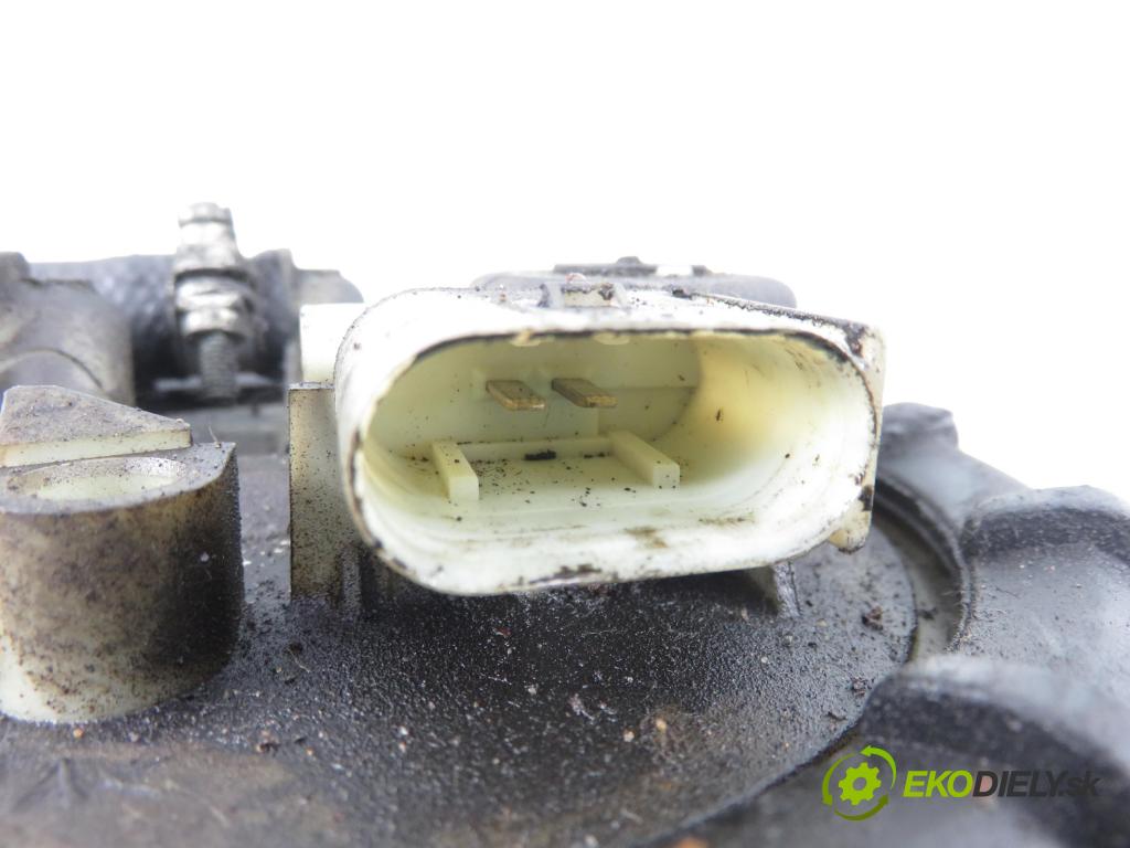 MERCEDES-BENZ VANEO (414) MINIVAN 2002 67,00 1.7 CDI (414.700) - OM 668.914 1689,00 snímač hladiny paliva