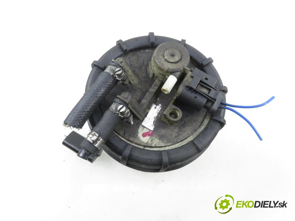 MERCEDES-BENZ VANEO (414) MINIVAN 2002 67,00 1.7 CDI (414.700) - OM 668.914 1689,00 snímač hladiny paliva