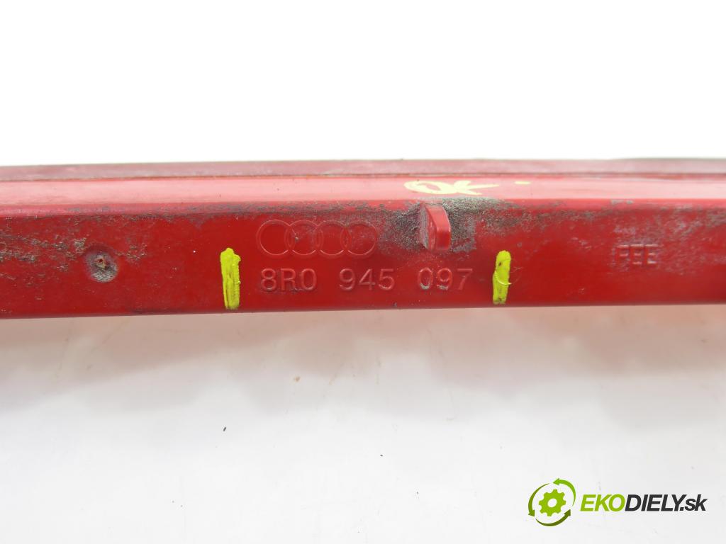 AUDI Q5 (8R) SUV 2010 176,00 3.0 TDI quattro - CCWA 2967,00 svetlo bŕzd 8R0945097