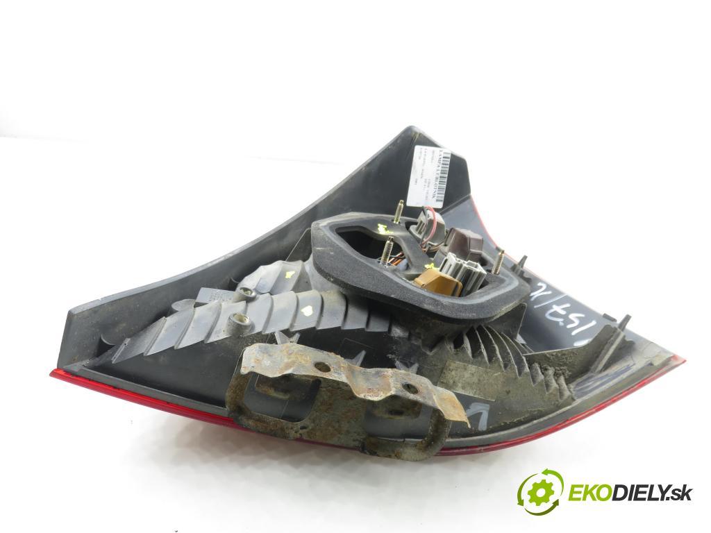 HONDA CIVIC VII Hatchback (EU, EP, EV) HB 2001 66,00 1.4 iS (EP1) 90 - D14Z6 1396,00 světlo levé zadní