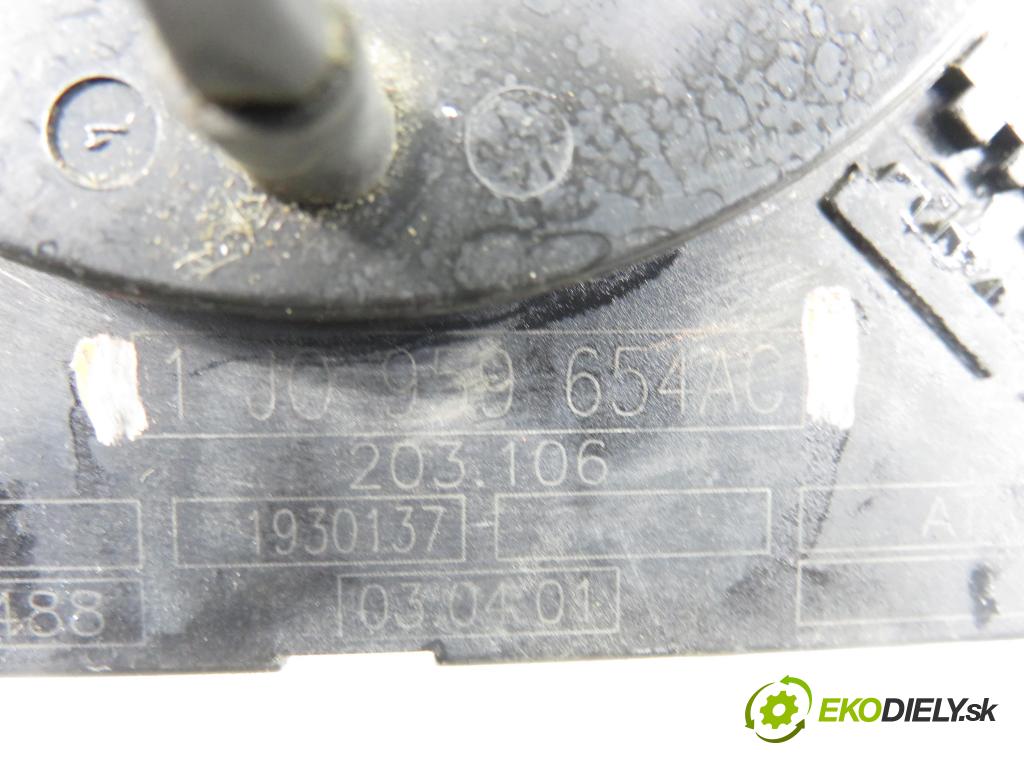 VW GOLF IV (1J1) HB 2001 66,00 1.9 TDI 90 - ALH 1896,00 PÁSKA: air BAG 1J0959654AC