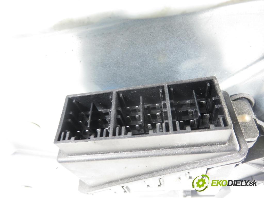 SKODA FABIA I (6Y2) HB 2003 44,00 1.4 - AZF 1397,00 mechanismus oken 6Y1837751BC ; 0310288634 ; 6Q1959801A