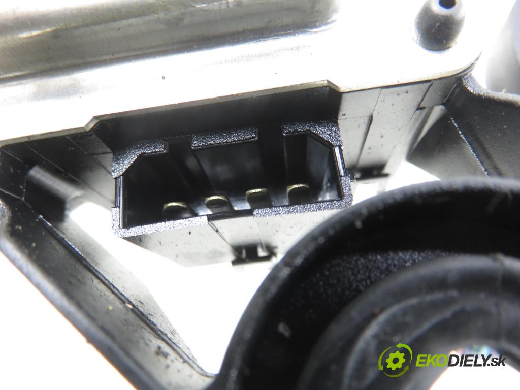 SEAT LEON (1P1) HB 2007 77,00 1.9 TDI - BLS 1896,00 Motorček stierače zadné 5P0955711C