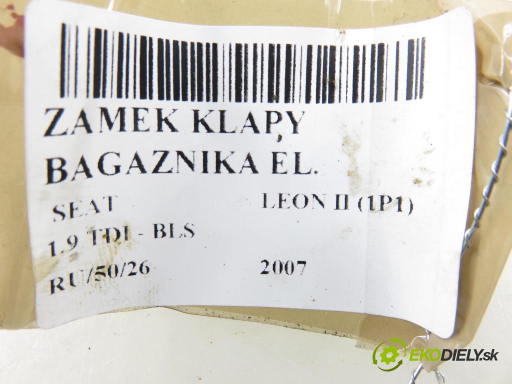 SEAT LEON (1P1) HB 2007 77,00 1.9 TDI - BLS 1896,00 zámok dverí kufor EL. 1P0827505A