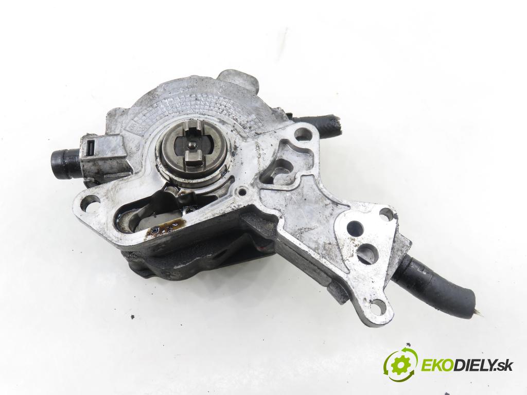 SEAT LEON (1P1) HB 2007 77,00 1.9 TDI - BXE 1896,00 Pumpa vákuová 038145209N