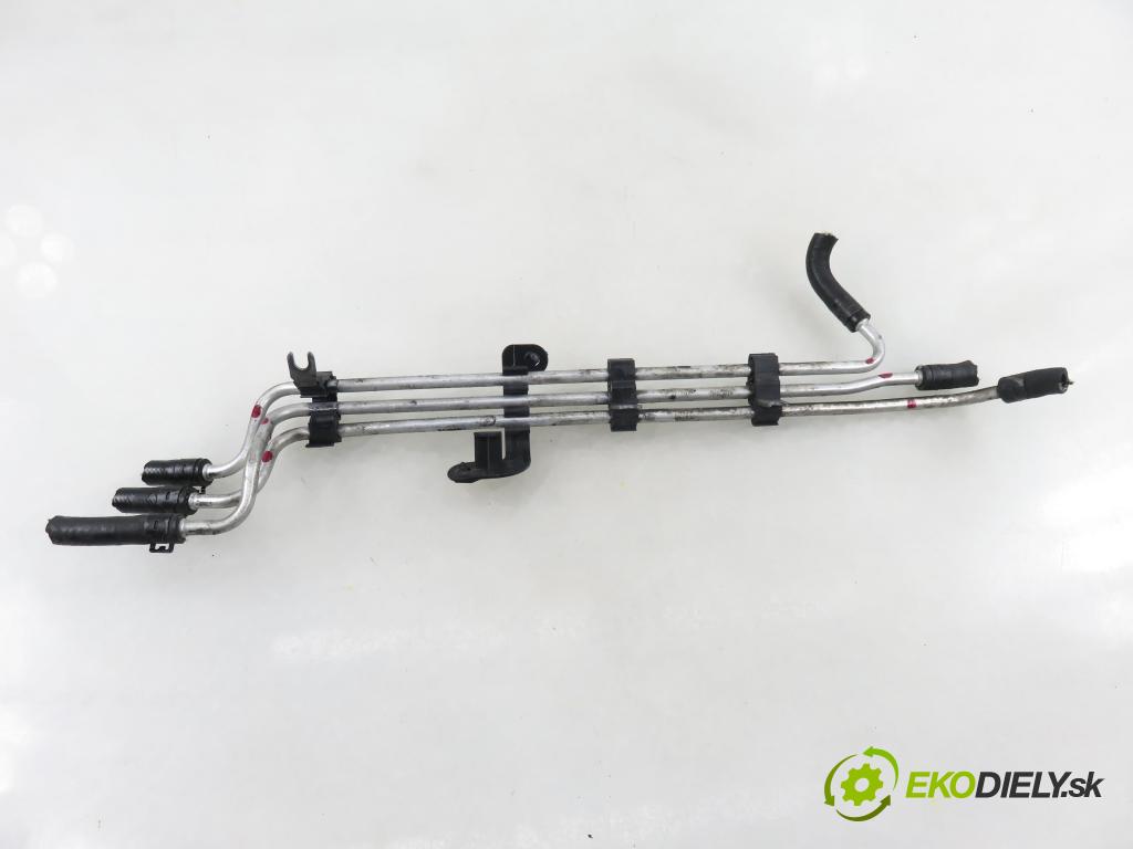 SEAT LEON (1P1) HB 2007 77,00 1.9 TDI - BXE 1896,00 rúrka paliva 