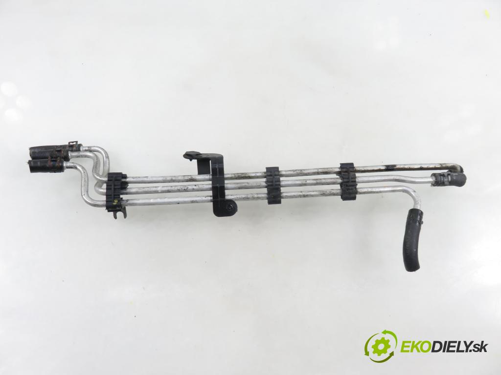 SEAT LEON (1P1) HB 2007 77,00 1.9 TDI - BXE 1896,00 rúrka paliva