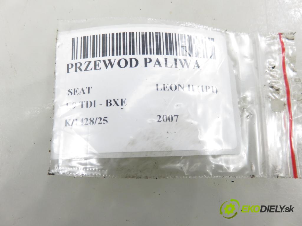 SEAT LEON (1P1) HB 2007 77,00 1.9 TDI - BXE 1896,00 rúrka paliva