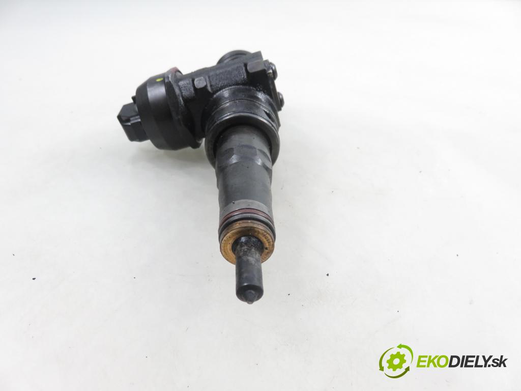 SKODA ROOMSTER (5J) HB 2008 59,00 1.4 TDI - BMS 1422,00 vstříkovač 038130073BP ; 0414720314 (Vstřikovač paliva)