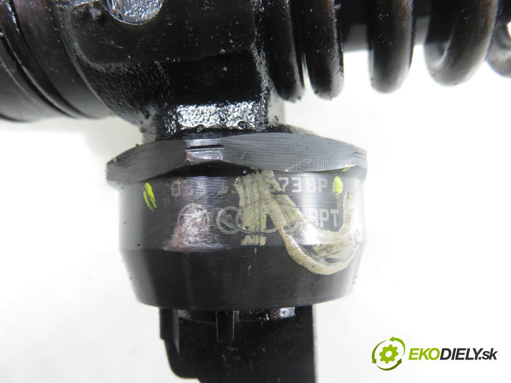 SKODA ROOMSTER (5J) HB 2008 59,00 1.4 TDI - BMS 1422,00 vstříkovač 038130073BP ; 0414720314 (Vstřikovač paliva)