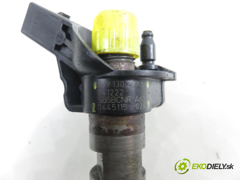 VW PHAETON (3D1, 3D2, 3D3, 3D4, 3D6, 3D7, 3D8, 3D9) SEDAN 2006 165,00 3.0 TDI 2967,00 vstřikovač 059130277S ; 0445115024 (Vstřikovač paliva)