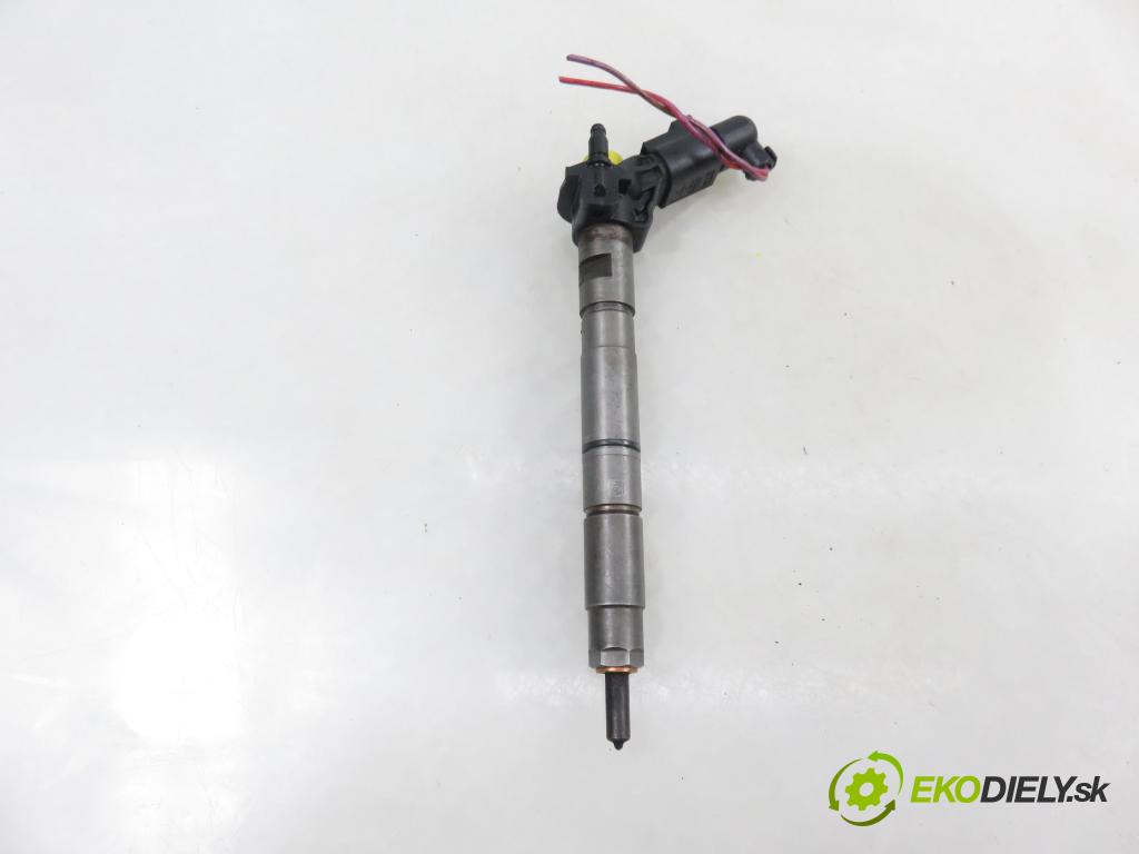 VW PHAETON (3D1, 3D2, 3D3, 3D4, 3D6, 3D7, 3D8, 3D9) SEDAN 2006 165,00 3.0 TDI 2967,00 vstřikovač 059130277S ; 0445115024 (Vstřikovač paliva)