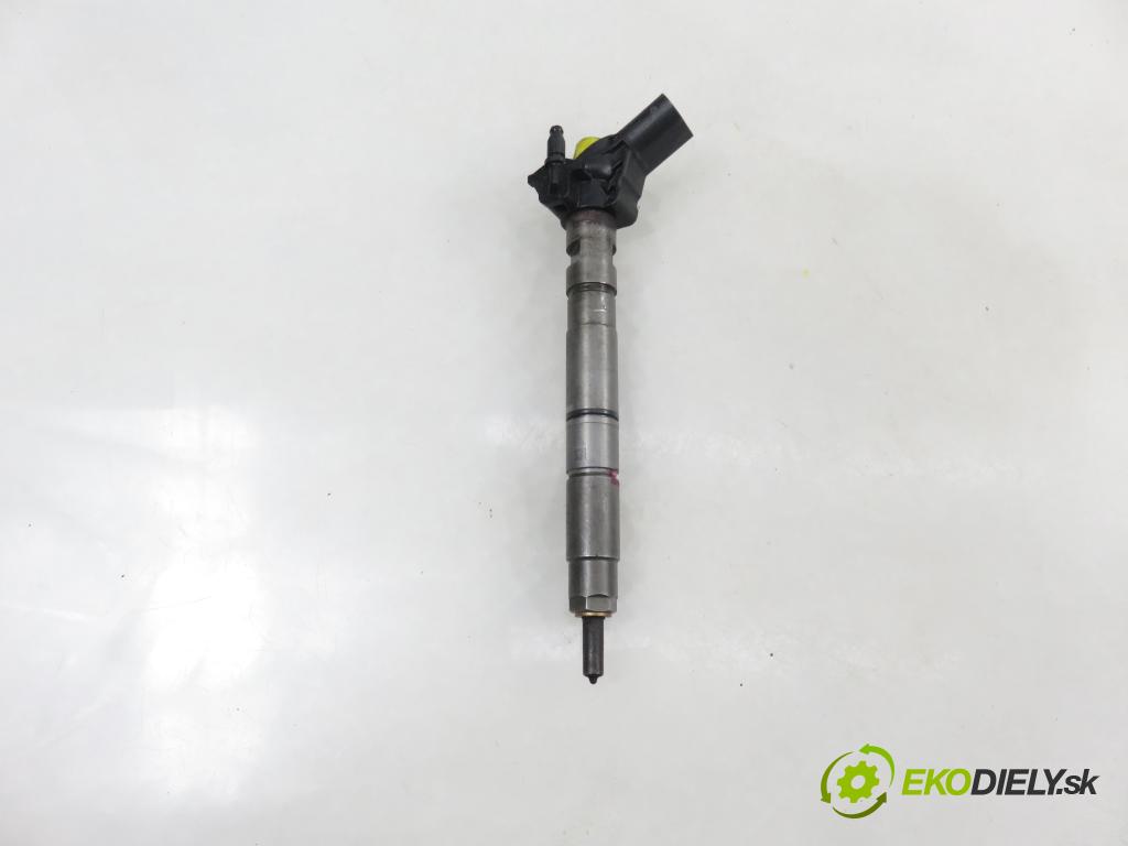 VW PHAETON (3D1, 3D2, 3D3, 3D4, 3D6, 3D7, 3D8, 3D9) SEDAN 2006 165,00 3.0 TDI 2967,00 vstrekovač 059130277S ; 0445115024 (Vstrekovač paliva)