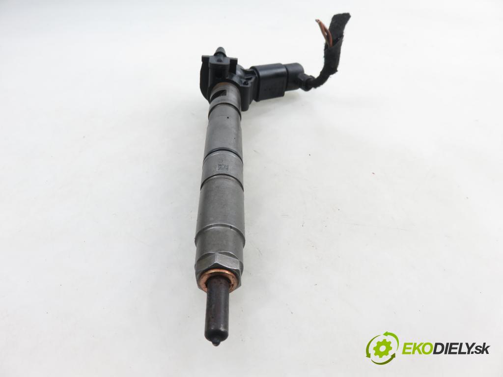 VW PHAETON (3D1, 3D2, 3D3, 3D4, 3D6, 3D7, 3D8, 3D9) SEDAN 2006 165,00 3.0 TDI 2967,00 vstřikovač 059130277S ; 0445115024 (Vstřikovač paliva)