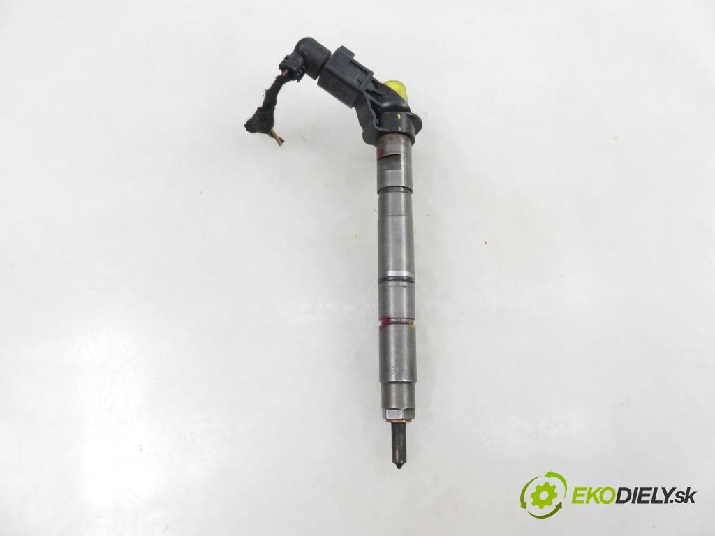 VW PHAETON (3D1, 3D2, 3D3, 3D4, 3D6, 3D7, 3D8, 3D9) SEDAN 2006 165,00 3.0 TDI 2967,00 vstřikovač 059130277S ; 0445115024 (Vstřikovač paliva)