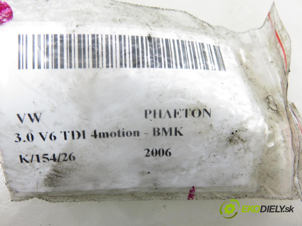 VW PHAETON (3D1, 3D2, 3D3, 3D4, 3D6, 3D7, 3D8, 3D9) SEDAN 2006 165,00 3.0 TDI 2967,00 vstřikovač 059130277S ; 0445115024 (Vstřikovač paliva)