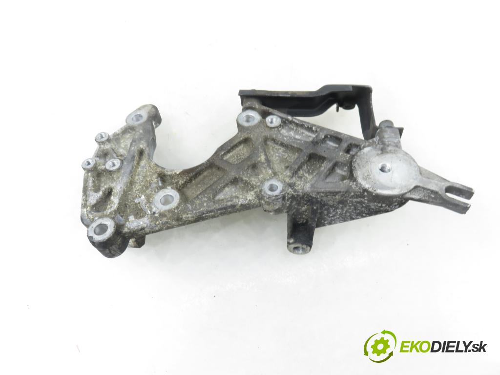 VW PHAETON (3D1, 3D2, 3D3, 3D4, 3D6, 3D7, 3D8, 3D9) SEDAN 2006 165,00 3.0 TDI 2967,00 Uchytenie pumpy vstrekovacej 059130147H