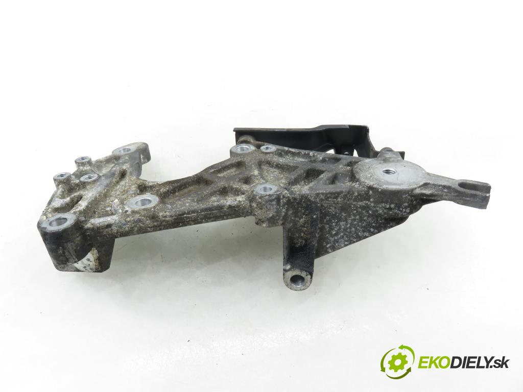 VW PHAETON (3D1, 3D2, 3D3, 3D4, 3D6, 3D7, 3D8, 3D9) SEDAN 2006 165,00 3.0 TDI 2967,00 Uchytenie pumpy vstrekovacej 059130147H