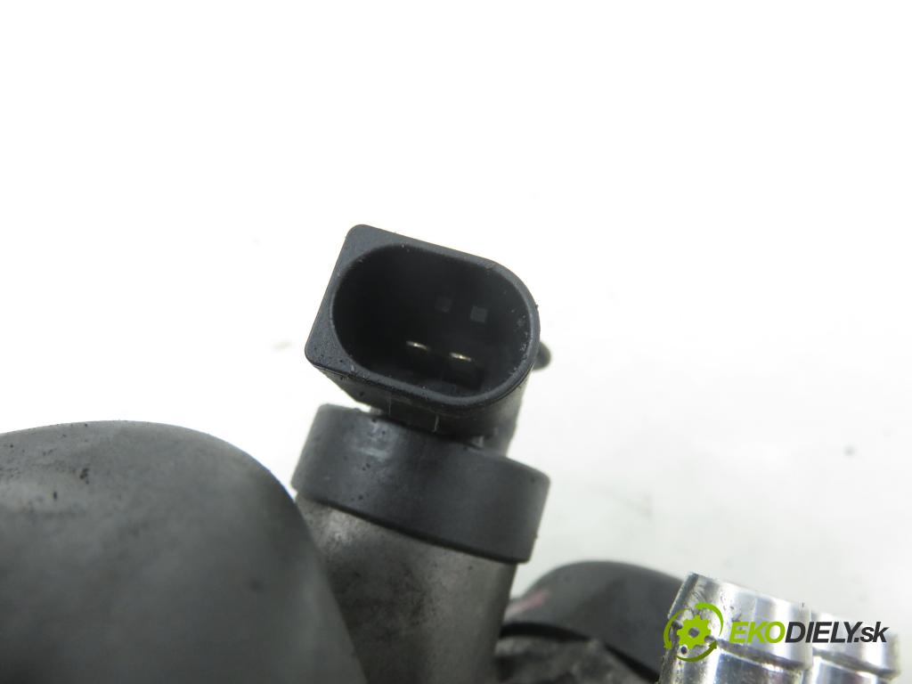 PORSCHE CAYENNE II (92A) SUV 2010 176,00 3.0 Diesel - M 05.9E 2967,00 pumpa vysokého TLAK: 0445010611 ; 059130755BB