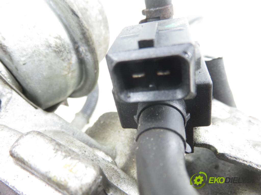 FORD S-MAX (WA6) MINIVAN 2012 118,00 1.6 EcoBoost - JTWB 1596,00 RYCHLONABÍJEČKA: BM5G6K682EA (Kompletní turbodmychadlo)