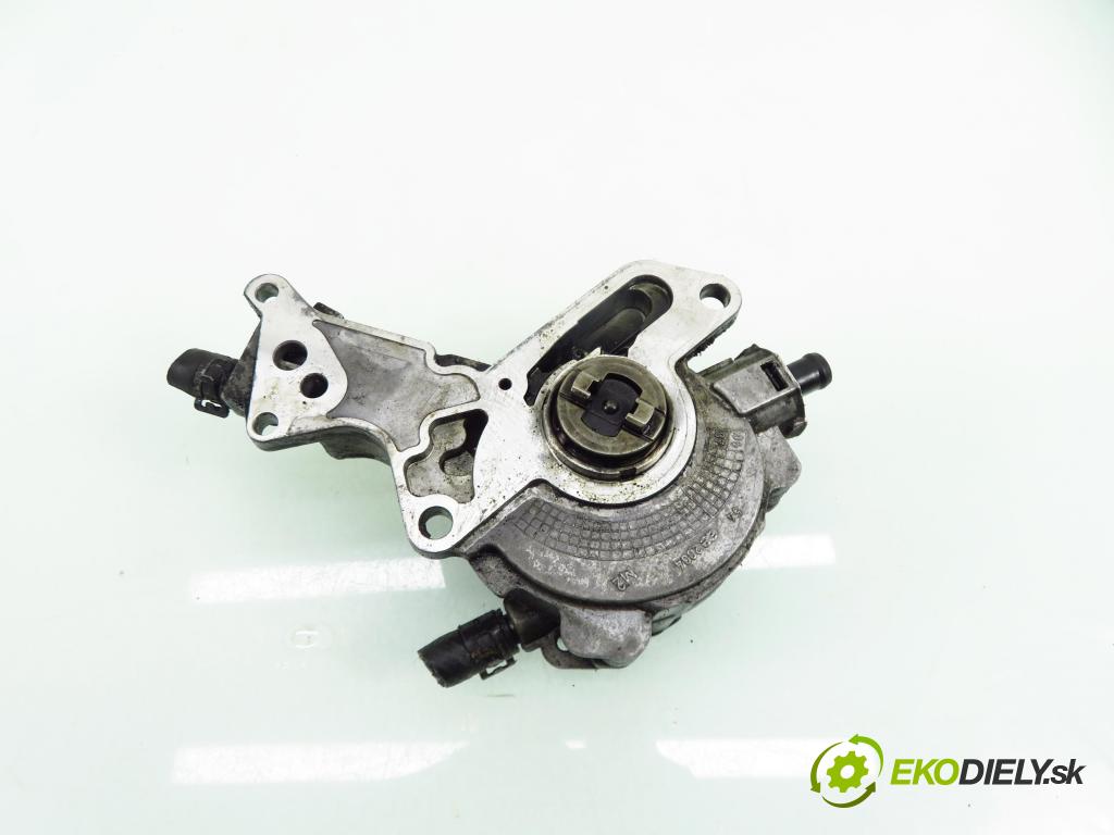 SKODA ROOMSTER (5J) HB 2008 59,00 1.4 TDI - BMS 1422,00 pumpa vakuová 038145209N