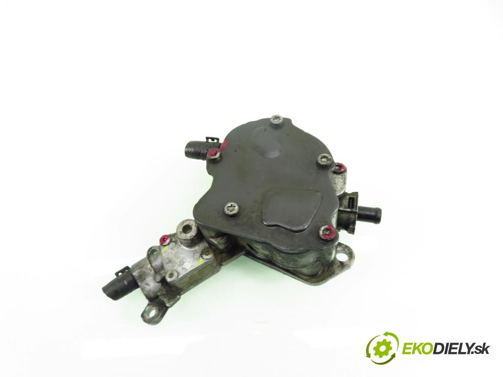 SKODA ROOMSTER (5J) HB 2008 59,00 1.4 TDI - BMS 1422,00 pumpa vakuová 038145209N