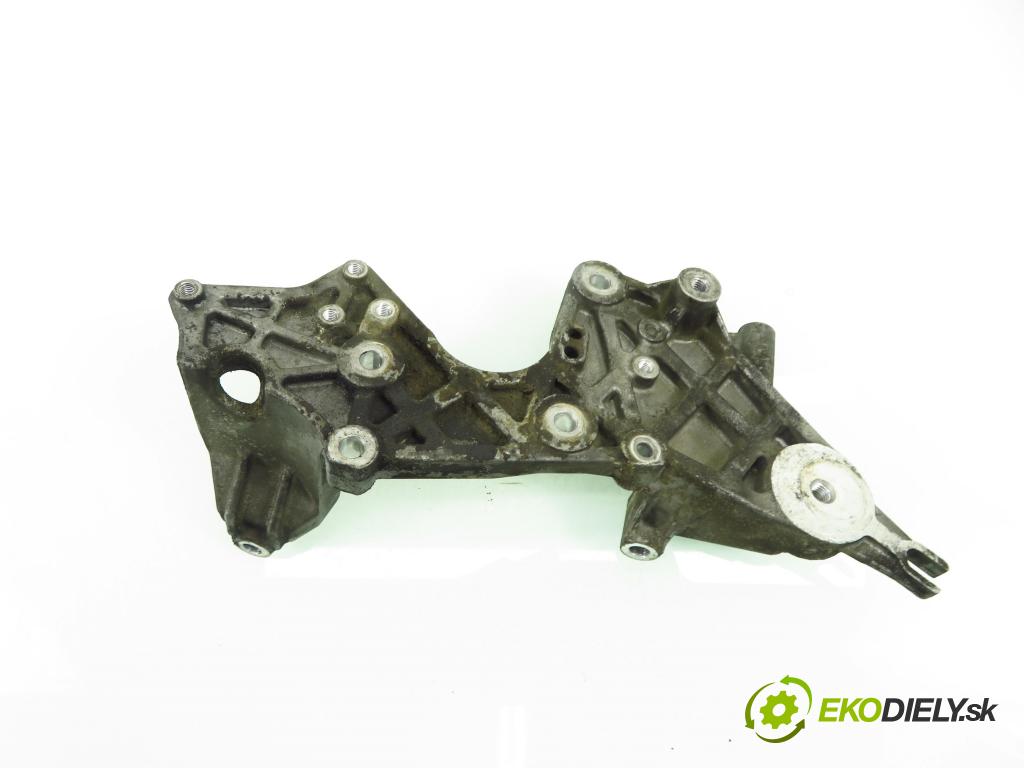 PORSCHE CAYENNE II (92A) SUV 2010 176,00 3.0 Diesel - M 05.9E 2967,00 Uchytenie pumpy vstrekovacej 059130147P