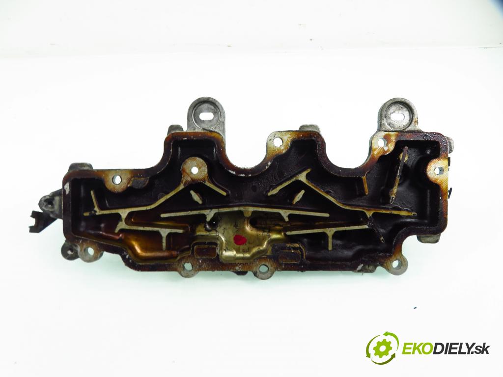 RENAULT LAGUNA II Grandtour (KG0/1_) KOMBI 2006 125,00 2.0 16V - F4R 784 1998,00 Kryt Ventilov 8200260767