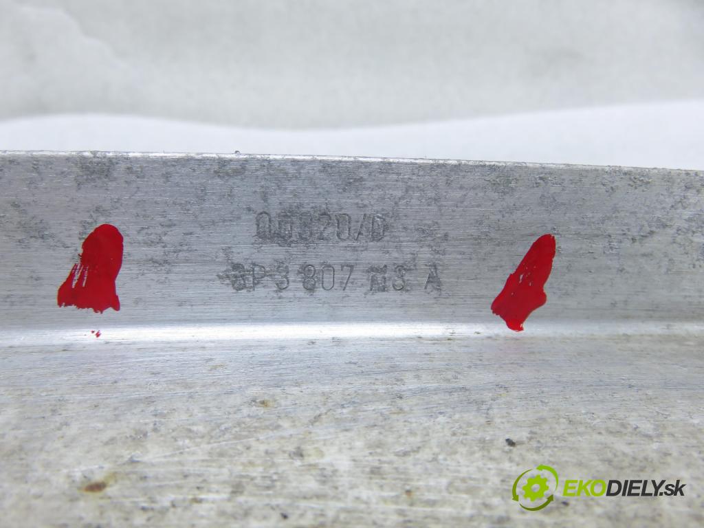 AUDI A3 (8P1) HB 2003 103,00 2.0 TDI PD 16V 140 1968,00 výztuha PŘEDNÍ 8P3807113A