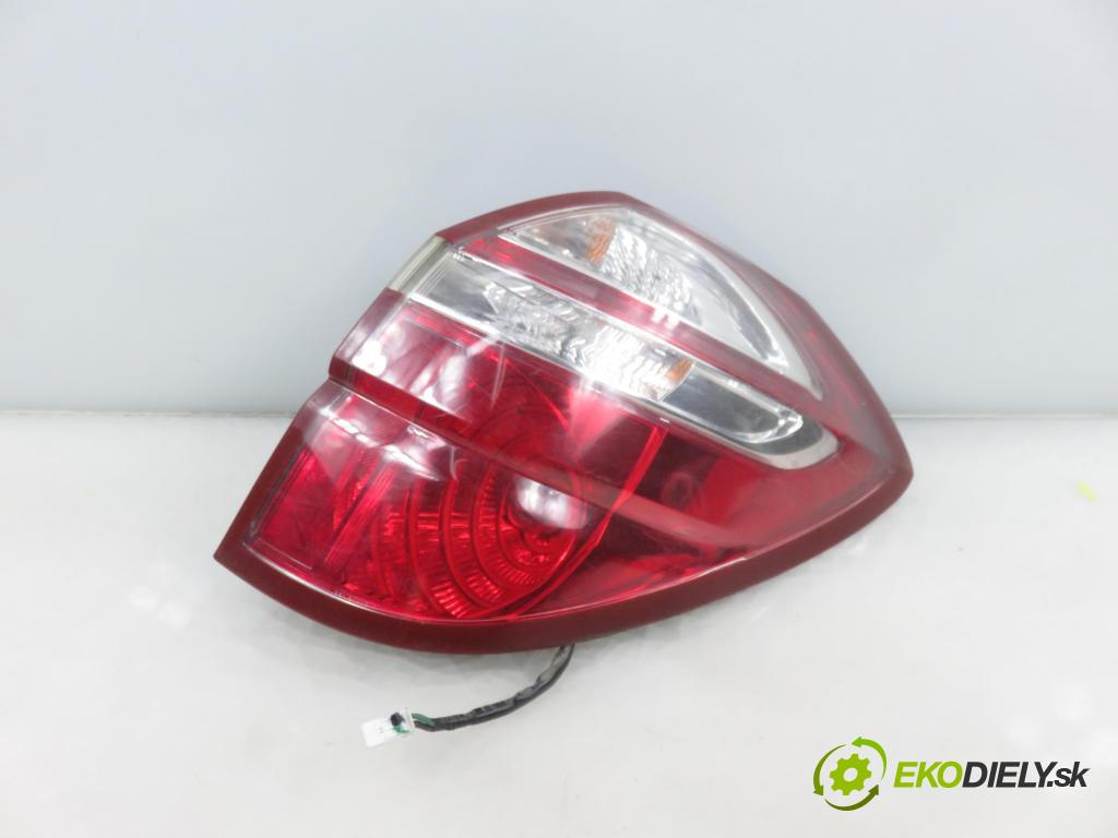 SUBARU LEGACY IV Kombi (BP) KOMBI 2007 121,00 2.0 16V DOHC AWD (BP5) - EJ204 EJ20F BiFuel 1994,00 Svetlo pravé zadné 