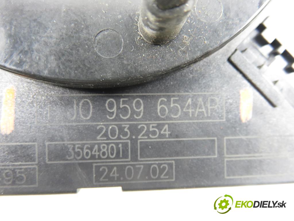 VW GOLF IV Variant (1J5) KOMBI 2002 74,00 1.9 TDI PD 101 - AXR 1896,00 PÁSKA: air BAG 1JJ0959654AP