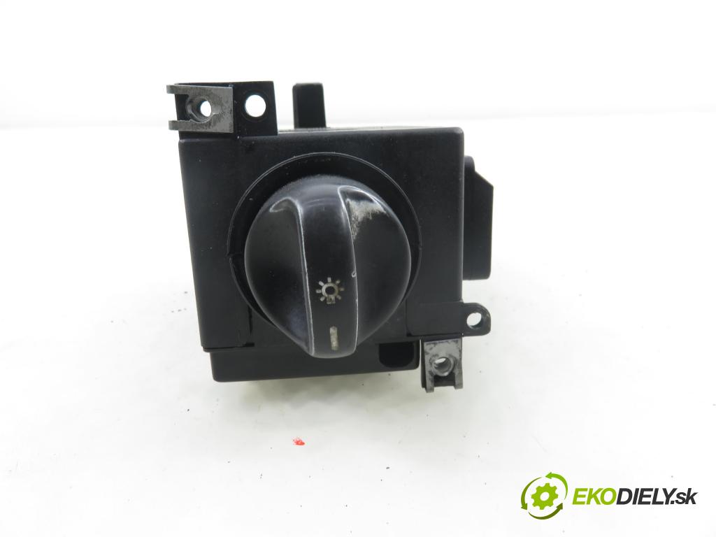 MERCEDES-BENZ VANEO (414) MINIVAN 2002 92,00 1.9 (414.700) - M 166.991 1898,00 prepínač svetlá 1685450104