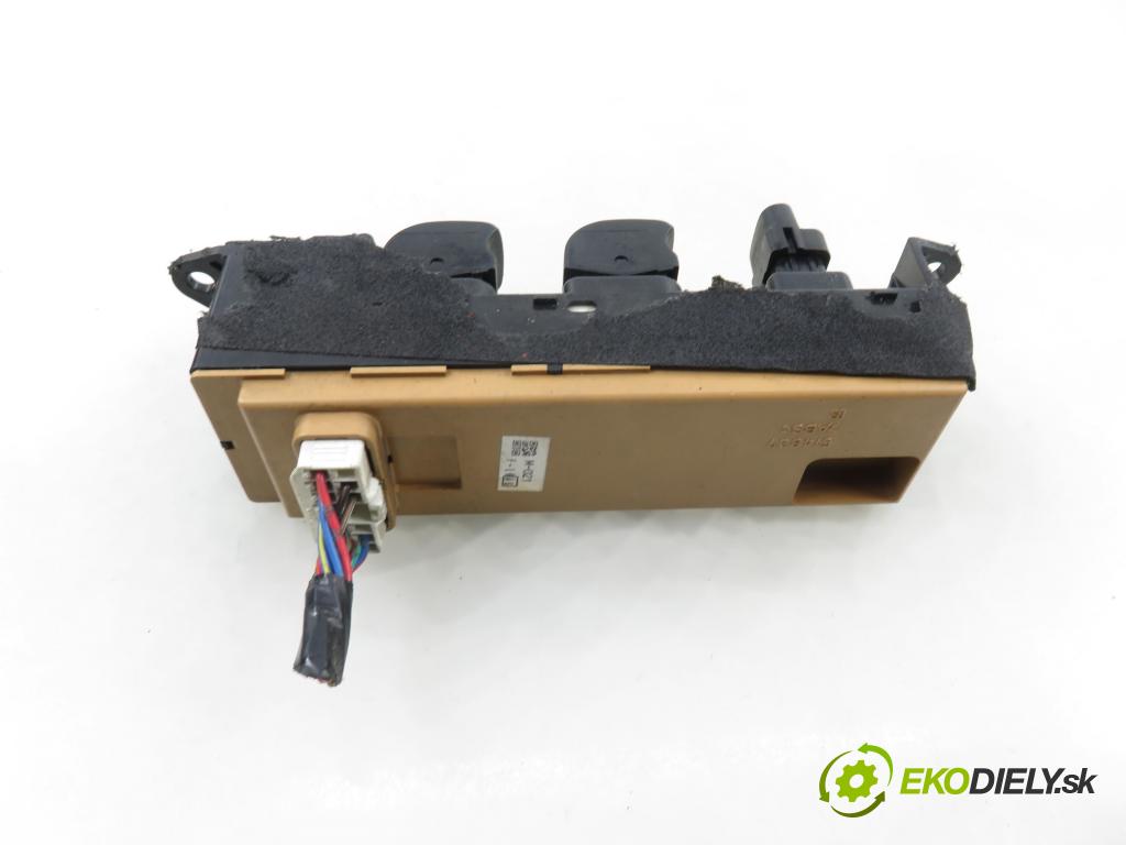 SUBARU LEGACY IV Kombi (BP) KOMBI 2007 121,00 2.0 16V DOHC AWD (BP5) - EJ204 EJ20F BiFuel 1994,00 Panel ovládania okien 514839