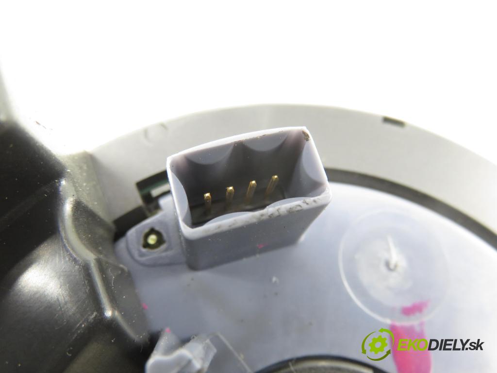 MERCEDES-BENZ VANEO (414) MINIVAN 2002 92,00 1.9 (414.700) - M 166.991 1898,00 PÁSKA: air BAG 0025426518