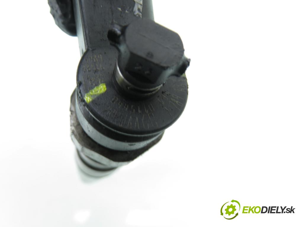 BMW X3 (E83) SUV 2004 110,00 2.0 d 150 - M47 D20 (204D4) 1995,00 vstřikovač 0445110131 ; 7789661 (Vstřikovač paliva)