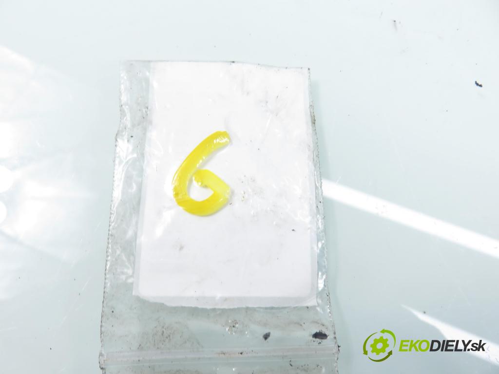 CITROEN C5 III Break (RW_) KOMBI 2008 150,00 2.7 HDi - UHZ (DT17BTED4) 2720,00 vstřikovač 5U3Q9K546AA (Vstřikovač paliva)