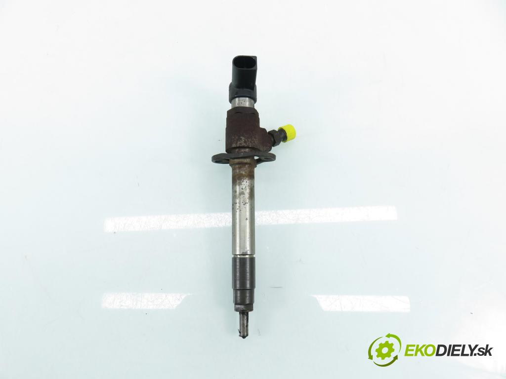 CITROEN C5 III Break (RW_) KOMBI 2008 150,00 2.7 HDi - UHZ (DT17BTED4) 2720,00 vstřikovač 5U3Q9K546AA (Vstřikovač paliva)